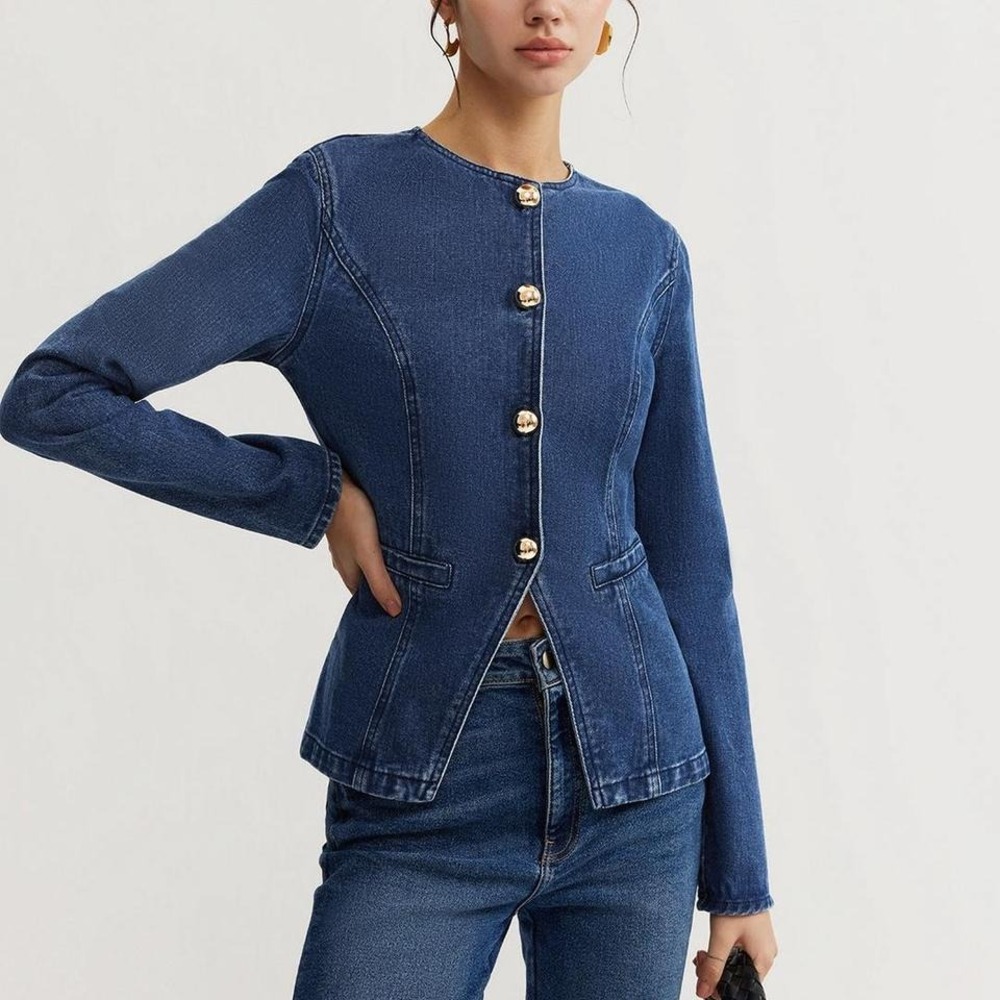 commense‎ NWT Slim  blue denim top  with gold buttons  Small